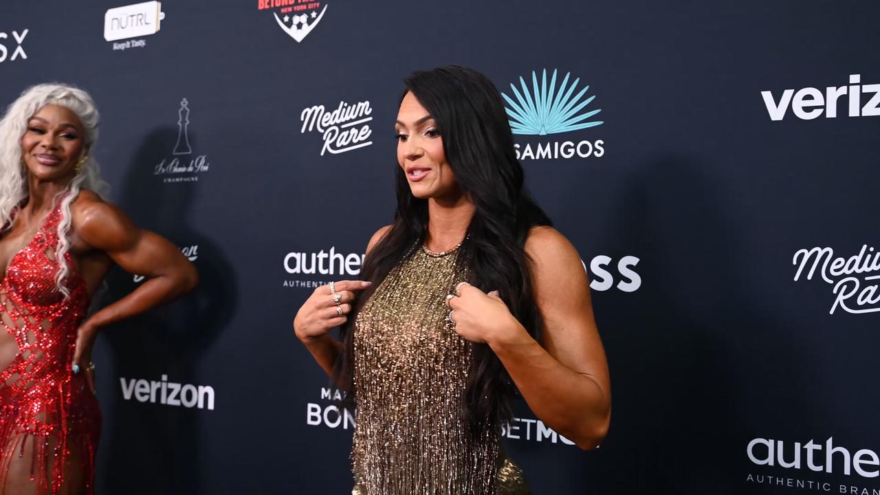 Video thumbnail for NY: Sports Illustrated Beyond the Pitch New York - Arrivals 9.