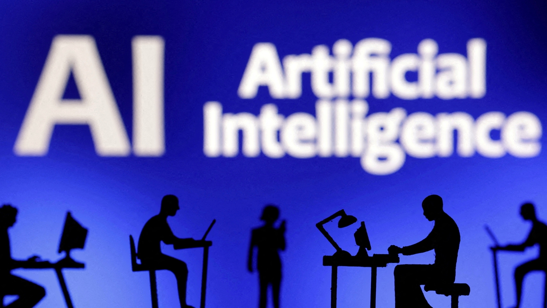 Video thumbnail for US Artificial Intelligence expo highlights AI-driven weapons systems