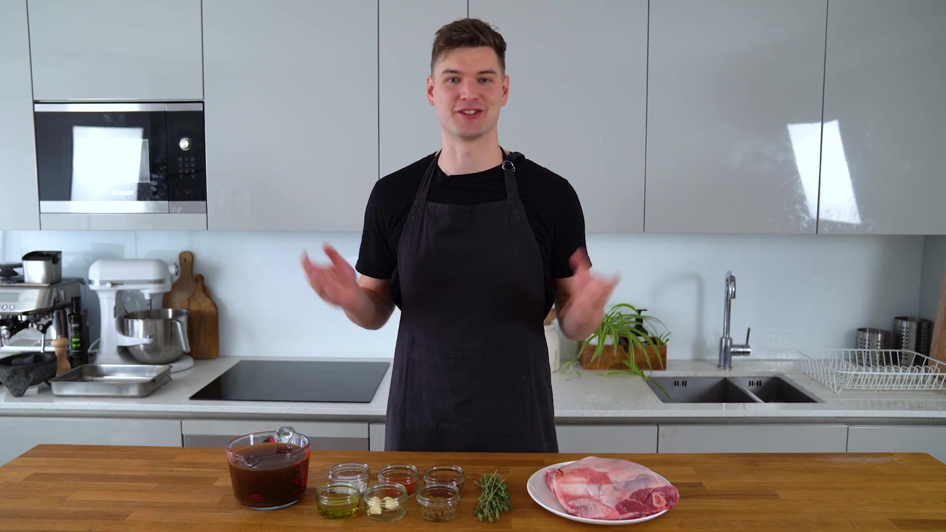 Video thumbnail for Slow cooked Lamb Flatbreads ¦ SAMSEATS (1080p 24fps H264 128kbit AAC)