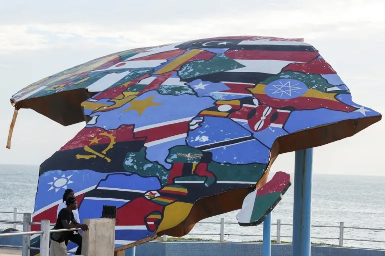 Video thumbnail for UN approves new map showing Africa’s true size