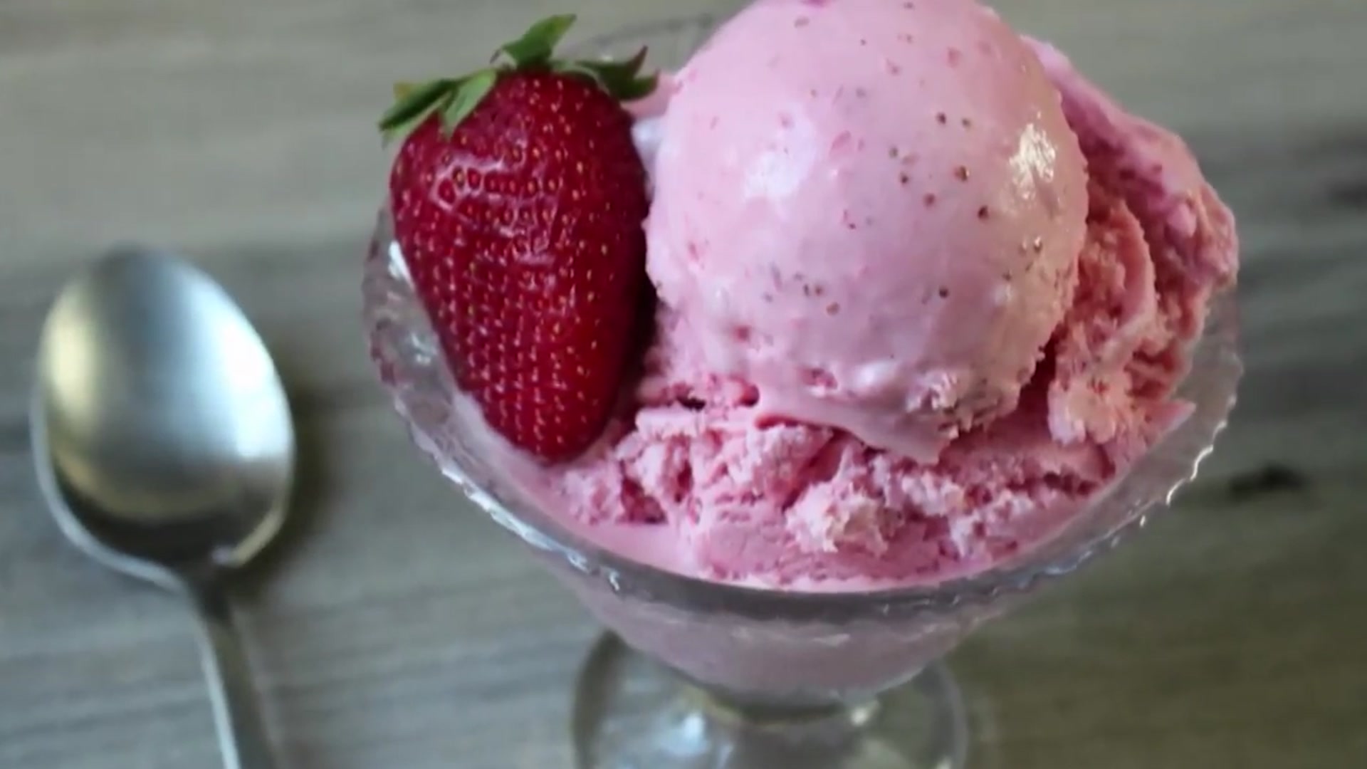 Video thumbnail for 8 Indulgent Homemade Ice Cream Recipes(720P HD)