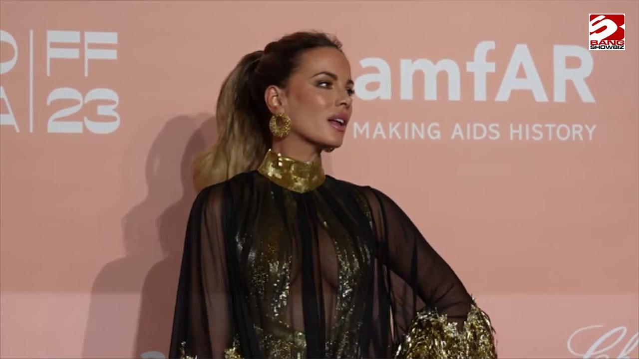 Video thumbnail for Kate Beckinsale sparks concern with Instagram posts.