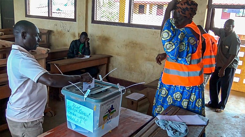 Video thumbnail for Central African Republic receives key electoral materials ahead of December vote