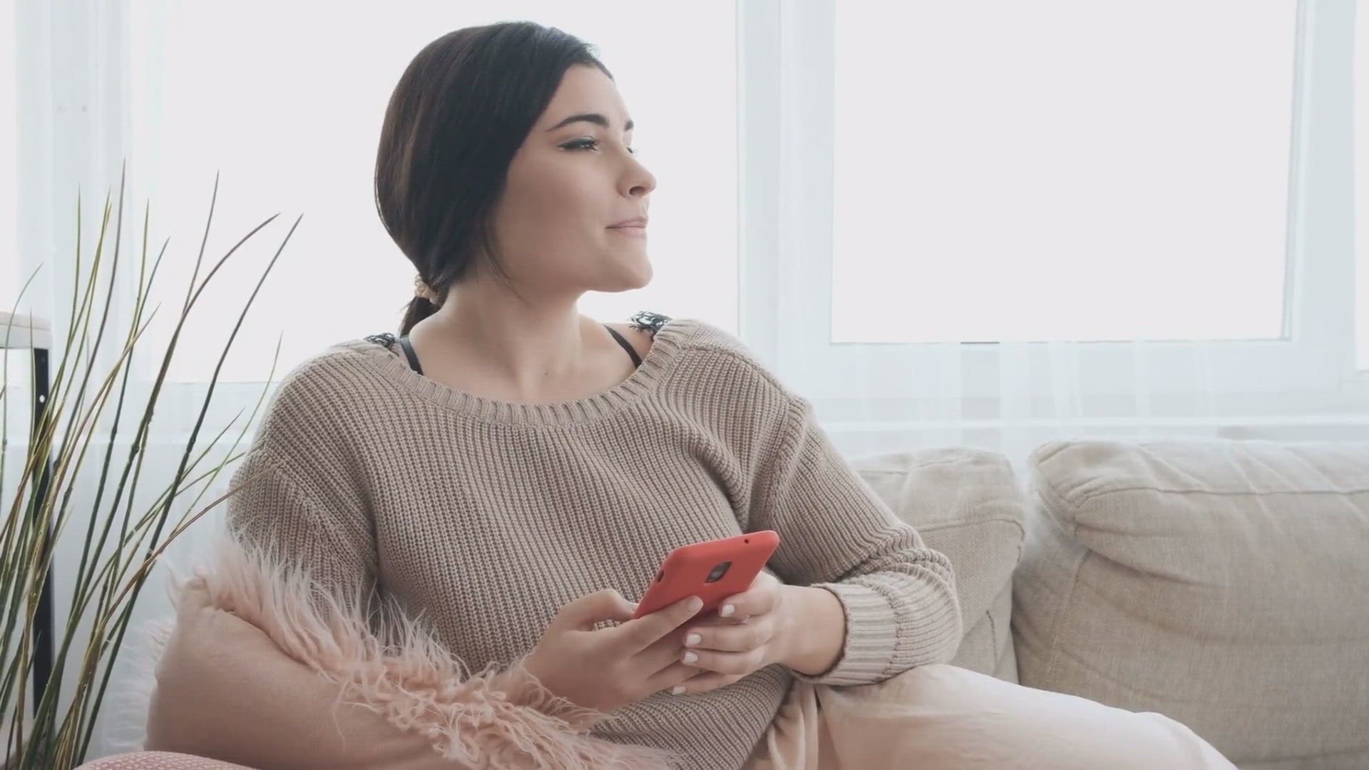 Video thumbnail for Feminine Energy Texts: How To Keep Him Hooked and Hungry for More