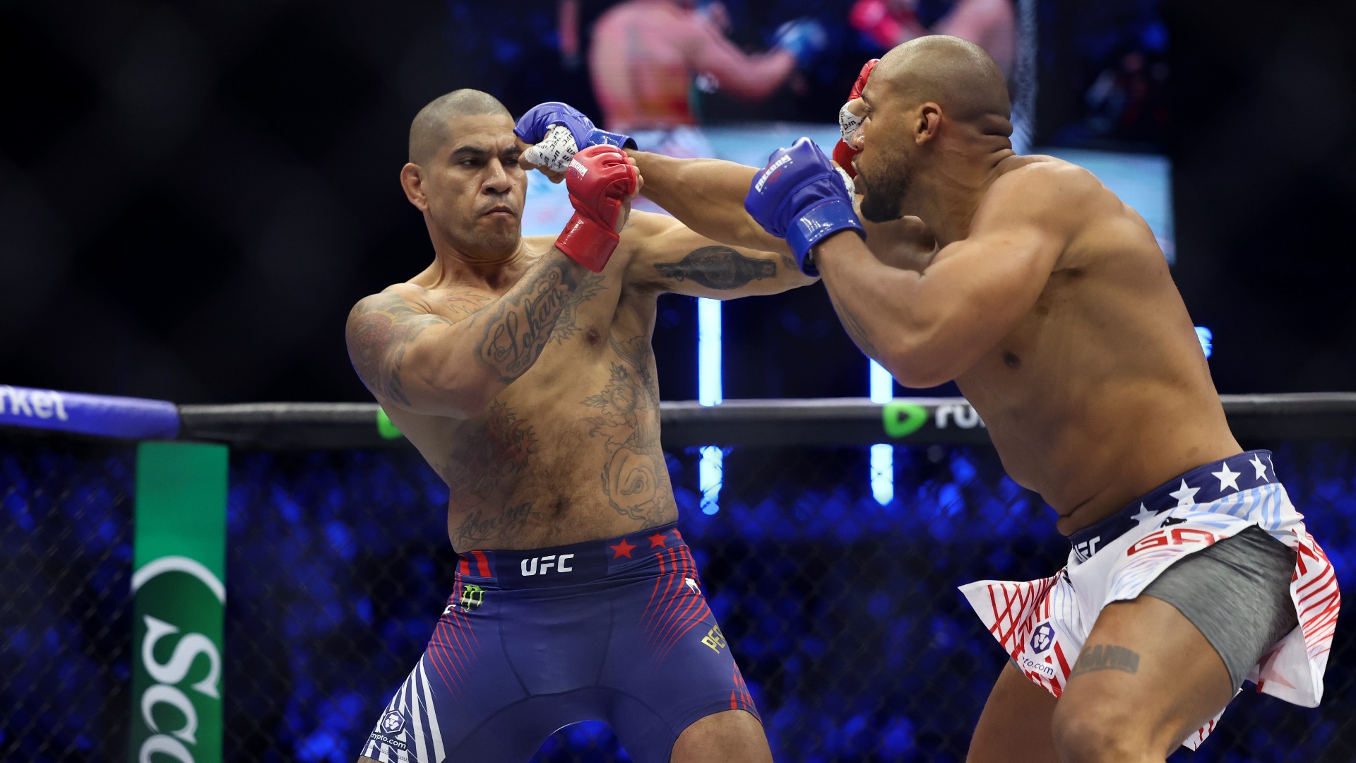 Video thumbnail for Alex Pereira's Struggle and Defeat at Heavyweight Explained