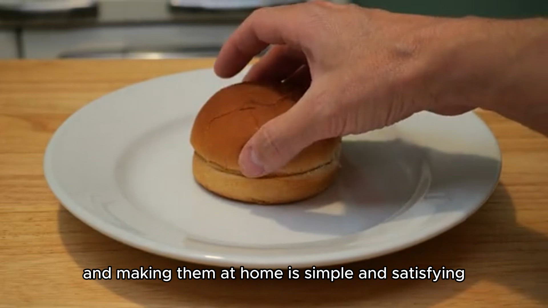 Video thumbnail for Homemade Beef Hamburgers