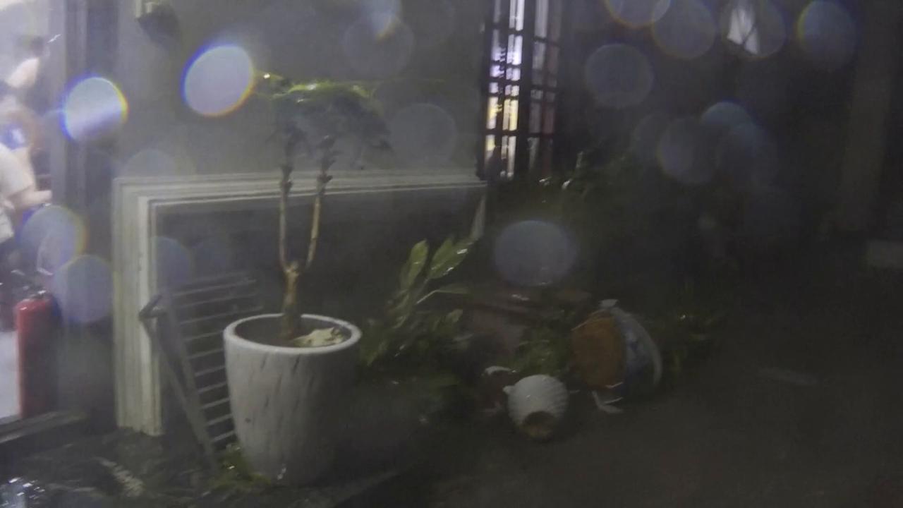 Video thumbnail for Vietnam: Typhoon Maysak makes 2nd landfall, causes severe damage in northern Vietnam.