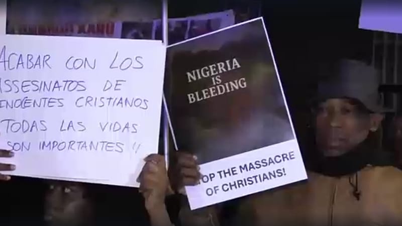 Video thumbnail for Hundreds protest in Spain in support of Christians kidnapped in Nigeria
