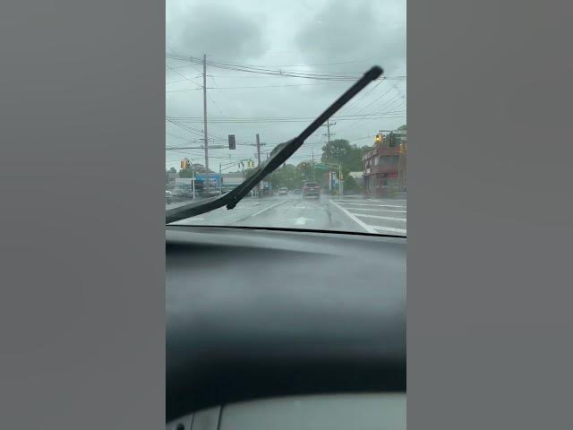 Video thumbnail for Grand avenue traffic light 5.21.25 morning