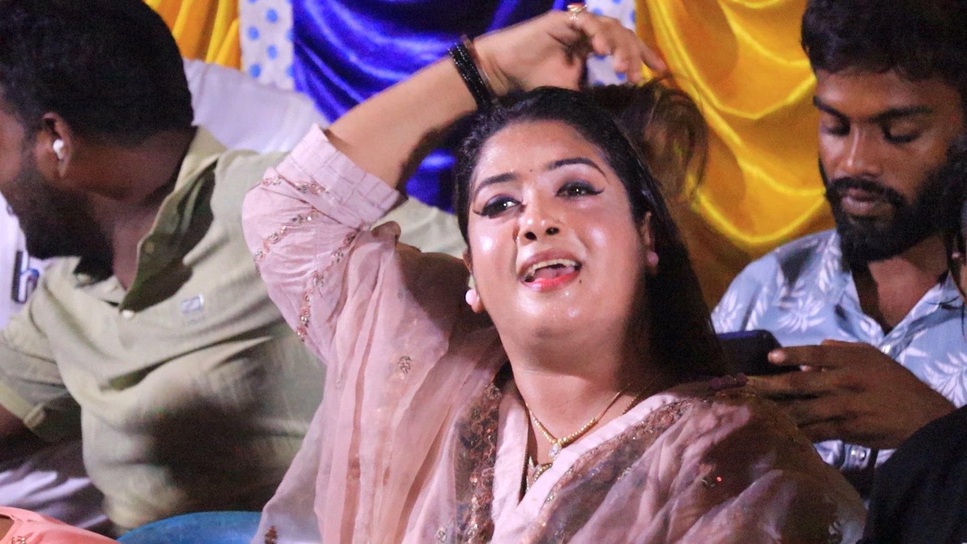 Video thumbnail for Baul Singer | Taslima Sarkar | Baul Gaan | Projapoti Music Official