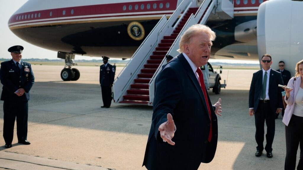 Video thumbnail for Trump denies 'crypto corruption' after $1 billion earning revelation