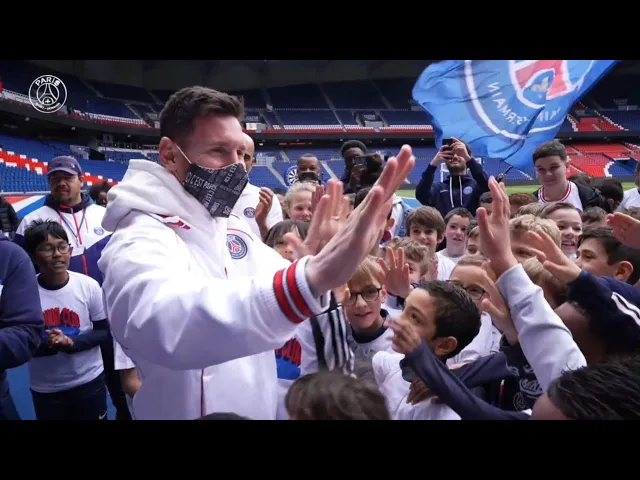 Video thumbnail for Lionel Messi Meet with his Junior Fans | PSG Junior Club