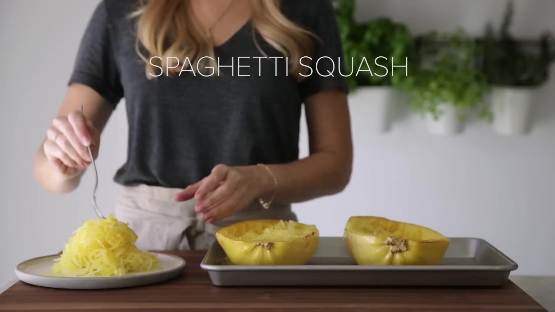 Video thumbnail for 36.HOW TO COOK SPAGHETTI SQUASH ¦ easy roasted spaghetti squash recipe (1080p 24fps)