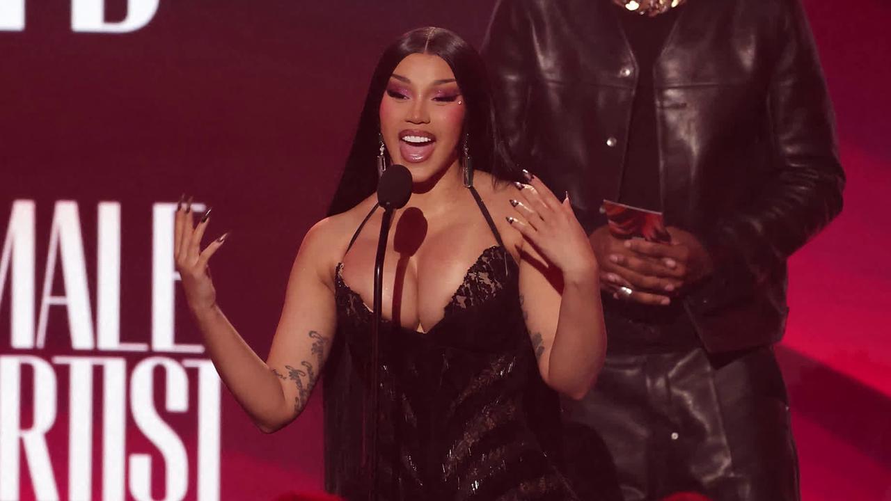 Video thumbnail for UNCAPTIONED: Cardi B reflects on overcoming 'fear and anxiety' to release album during BET Awards speech.