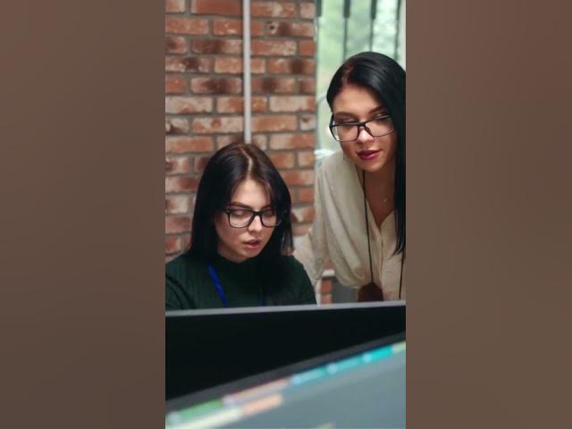 Video thumbnail for Top 3 Methods to Center a Div in CSS #css #cssday #css3 #cssmcq #css3course #shorts #webdev #dev