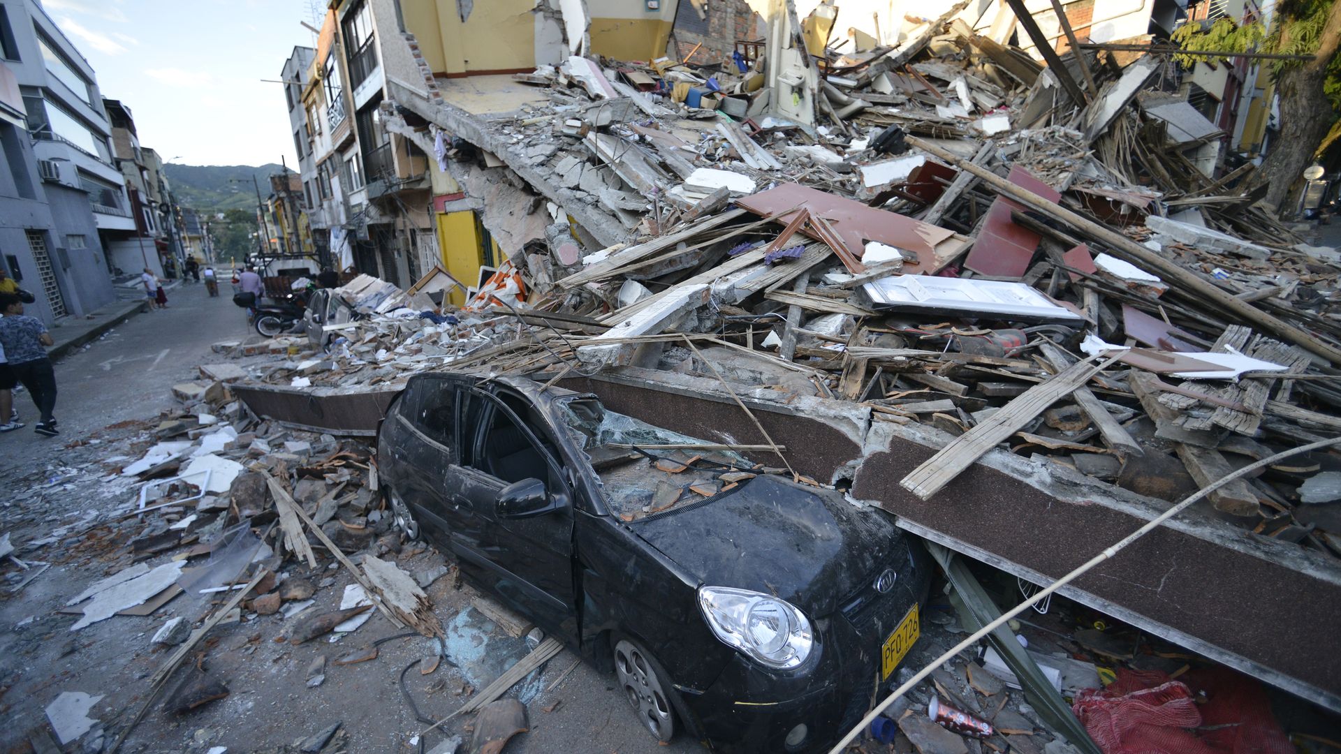 Video thumbnail for Colombia’s strongest quake in decades kills 164, with more feared trapped
