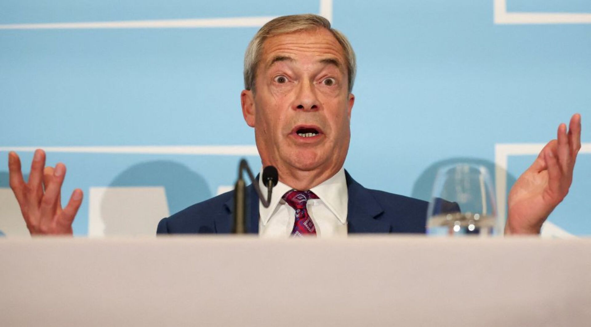 Video thumbnail for UK migration debate: Sensationalism blamed for rising fears over irregular arrivals