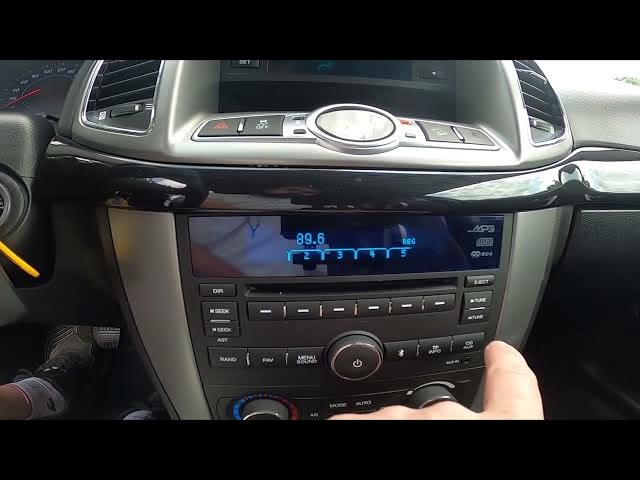 Video thumbnail for How to Manually Change Radio Station in Chevrolet Captiva II ( 2011 - now ) - Adjust Radio Station