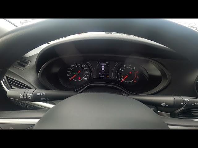 Video thumbnail for How to Check Vehicle Info on Speedometer in Volkswagen Fiat Tipo II (2015-now) - Manage Vehicle Info