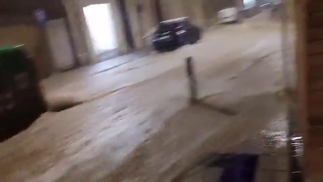 Video thumbnail for Spain: Torrential Rain Floods Streets in Parts of Terres de l’Ebre.