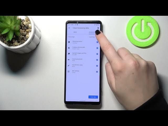 Video thumbnail for How to Clear Browser on SONY Xperia 5 III - Clear Browsing History