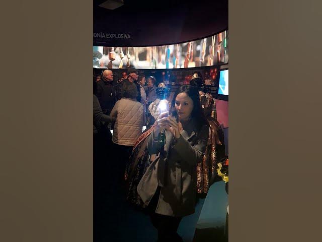 Video thumbnail for Fallas en Gandia Con Las FALLERAS MAYORES DE GANDIA#