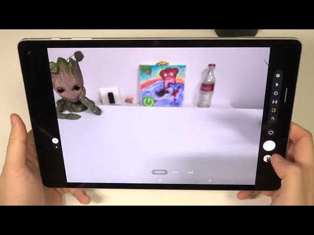 Video thumbnail for SAMSUNG Galaxy Tab S8+ Camera Tricks & Tips | The Best Camera Features