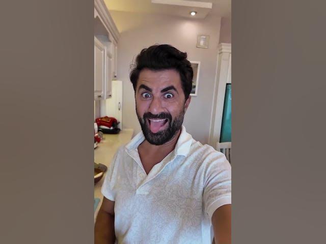 'Video thumbnail for Gəlin hər kəs öz ixtisasın yazsın görək izləyicilərimizin arasında çoxluq təşkil edən peşə hansıdır'
