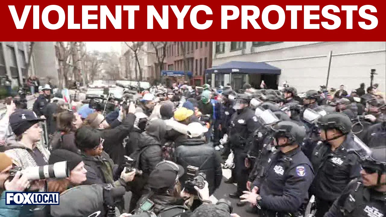 Video thumbnail for 6 people in custody after protests erupt outside Gracie Mansion