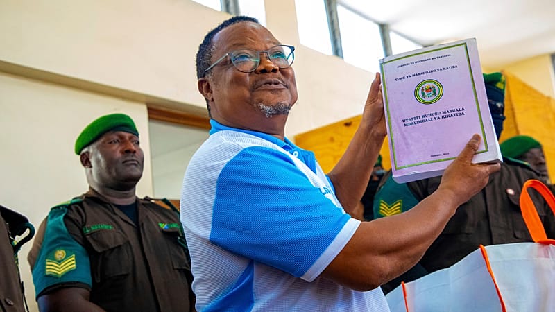 Video thumbnail for Tanzania: Tundu Lissu denounces 'political case' as treason trial starts