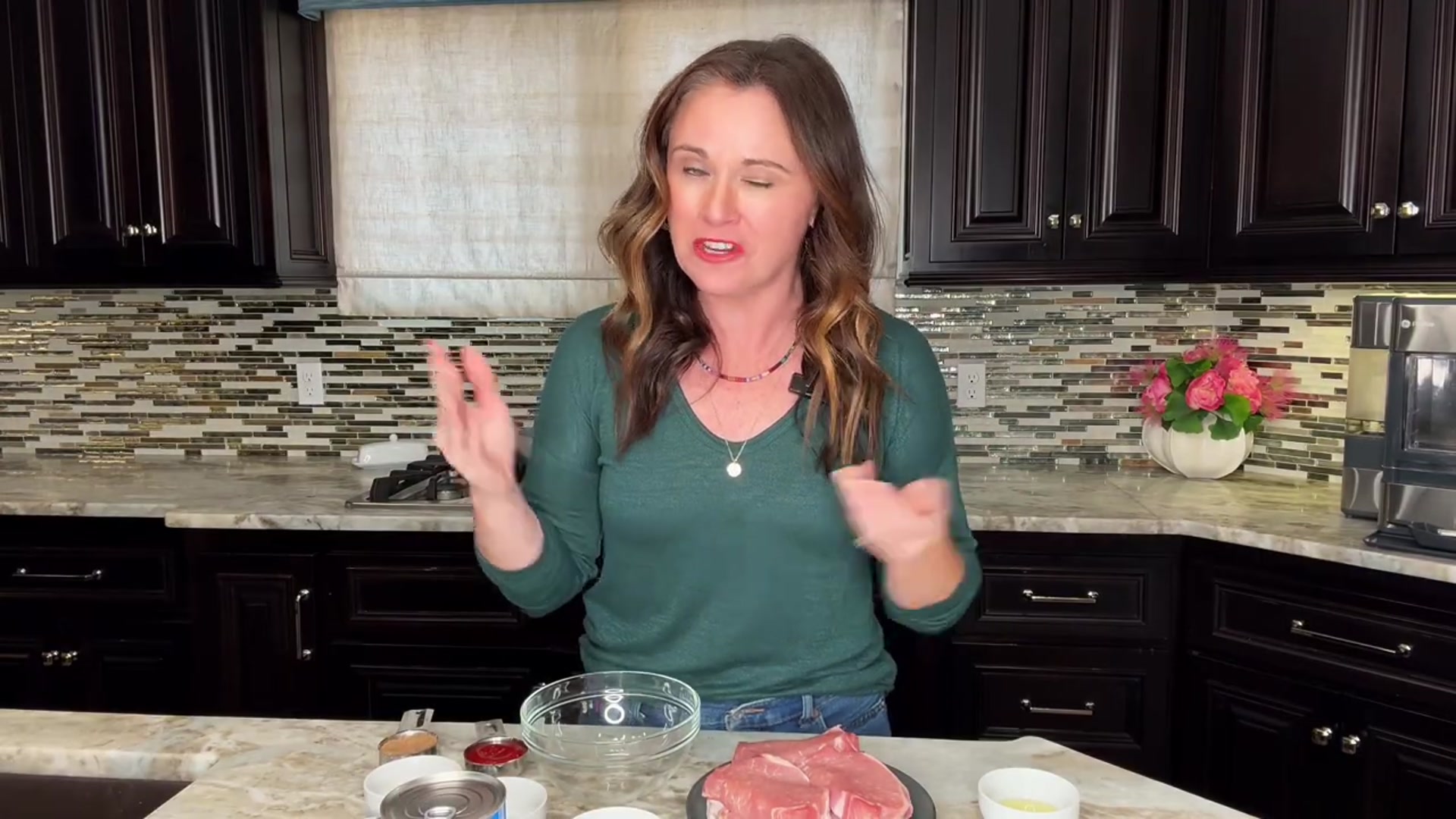 Video thumbnail for How to Make Hawaiian Pork Chops in 30 Minutes (720P HD)