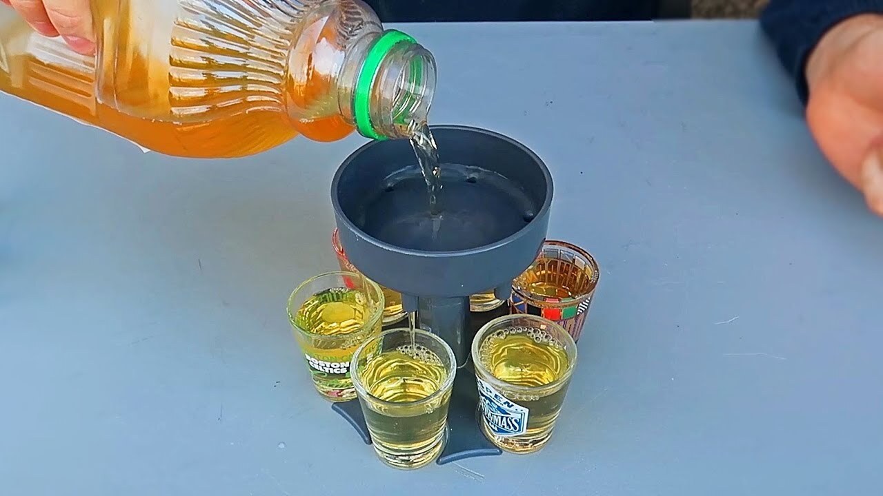 Video thumbnail for 12 Awesome Gadgets Actually Worth Buying!