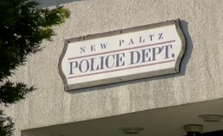 Video thumbnail for Surveillance video helps New Paltz police identify suspect in credit card fraud case