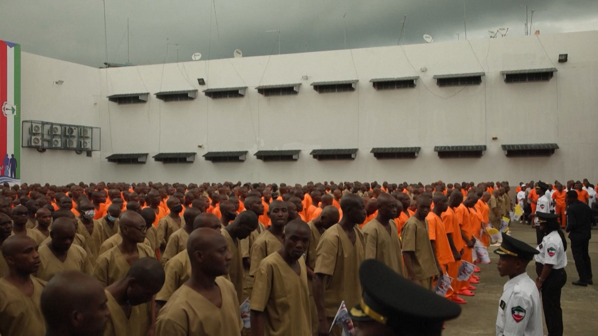 Video thumbnail for Pope Leo visits prison in Equatorial Guinea