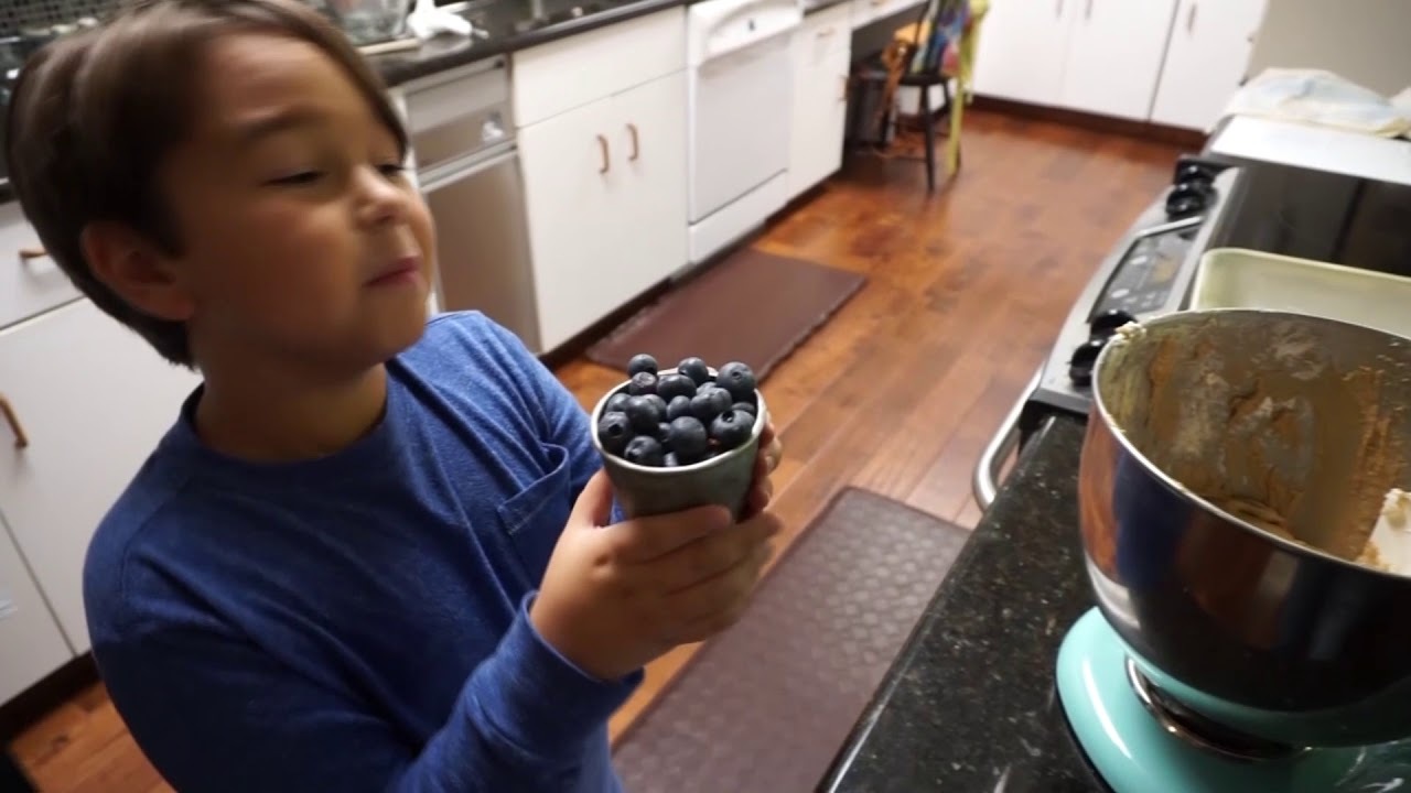 Video thumbnail for How to Make Homemade Blueberry Gingerbread