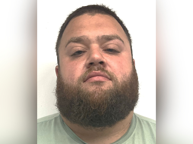 Video thumbnail for Bergen County man charged with assaulting and endangering three children in Bergen County