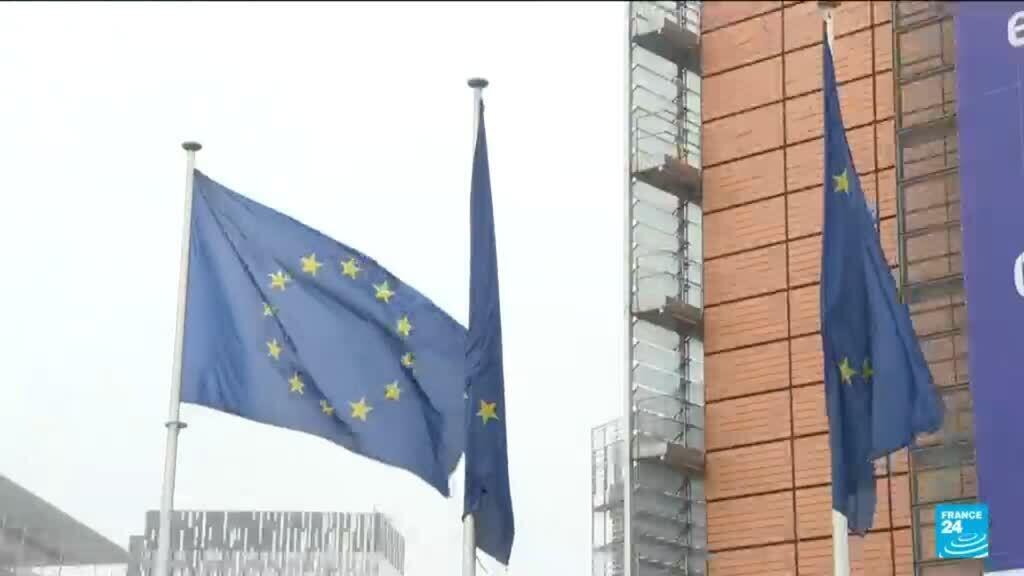 Video thumbnail for Trump slams 'decaying' Europe as allies reassess security ties