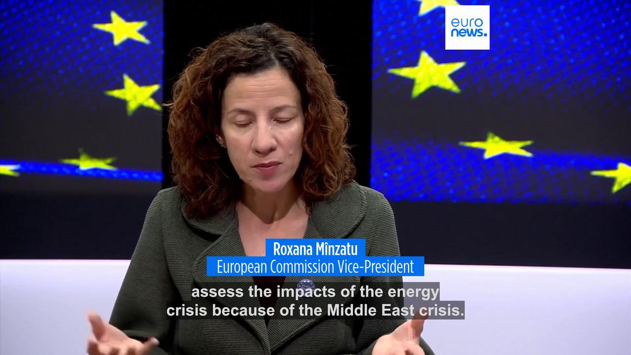 Video thumbnail for Commissioner vows to end poverty in 25 years as EU unveils first major strategy