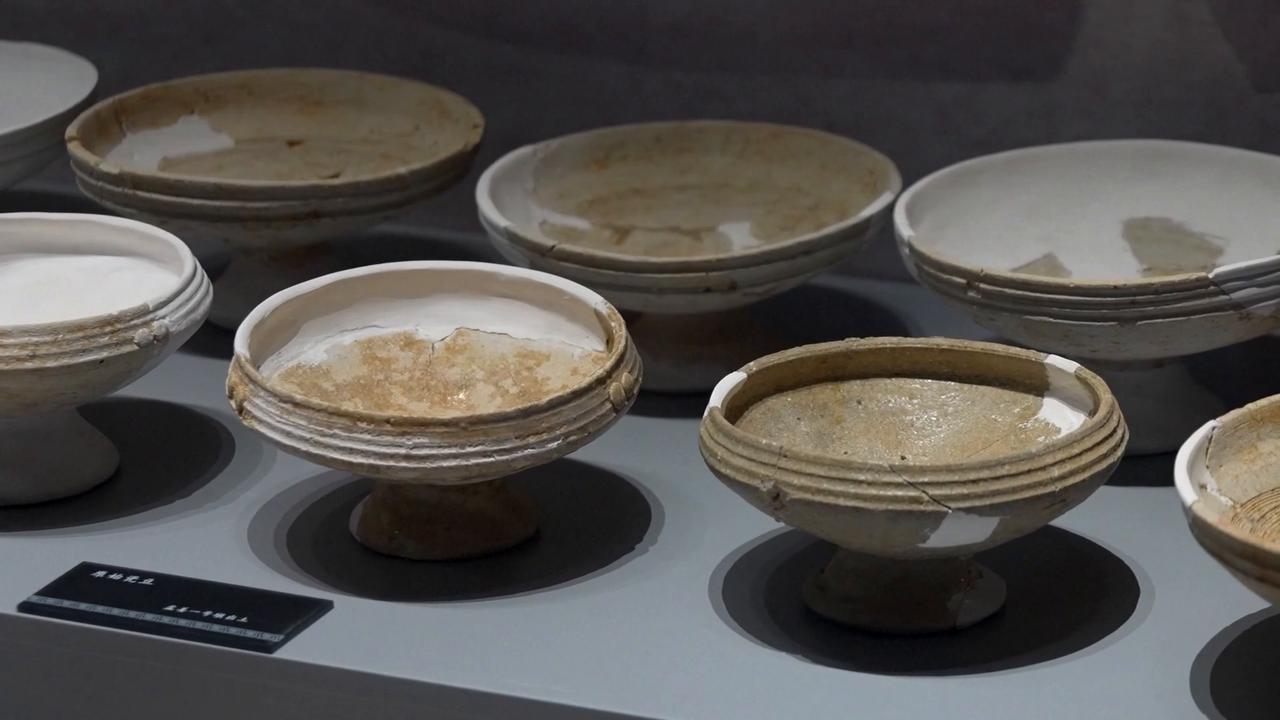 Video thumbnail for China: Archaeological site featuring ancient Gumie Kingdom opens to public.
