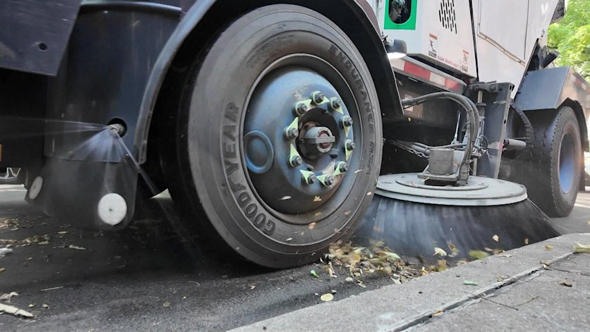 Video thumbnail for DSNY looks to new enforcement tools for cleaner NYC streets