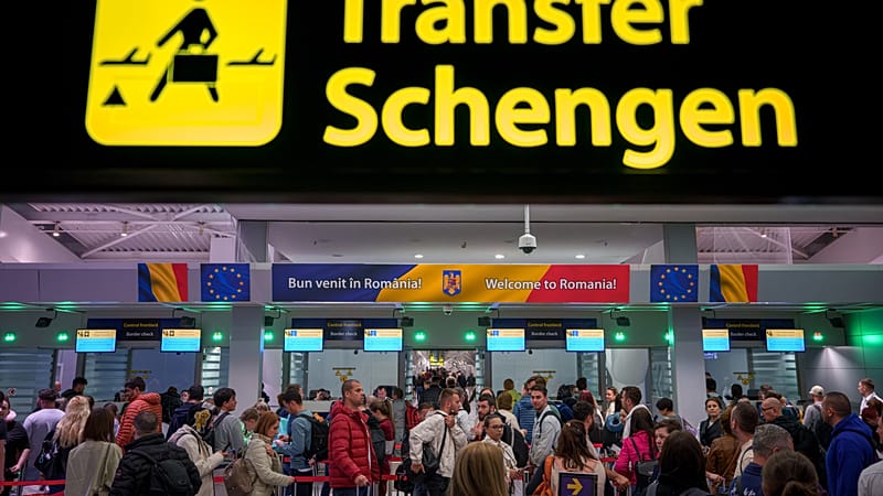 Video thumbnail for EU imposes visa restrictions on Somalis after readmission row with Mogadishu