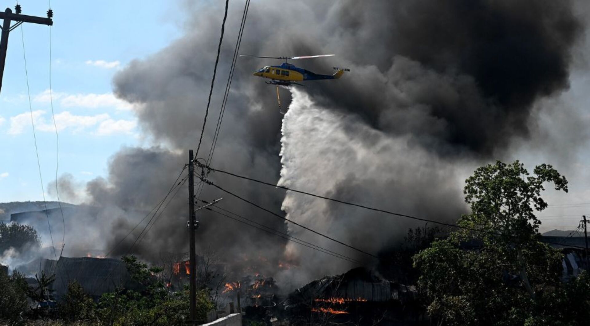 Video thumbnail for Wildfires sweep Greece, Portugal, Spain and France after heatwaves
