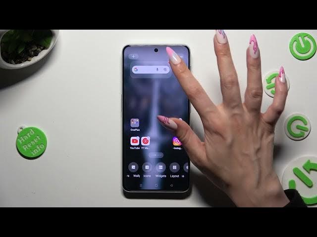 Video thumbnail for How to Remove Google Search Bar from Home Screen on OnePlus Nord 3