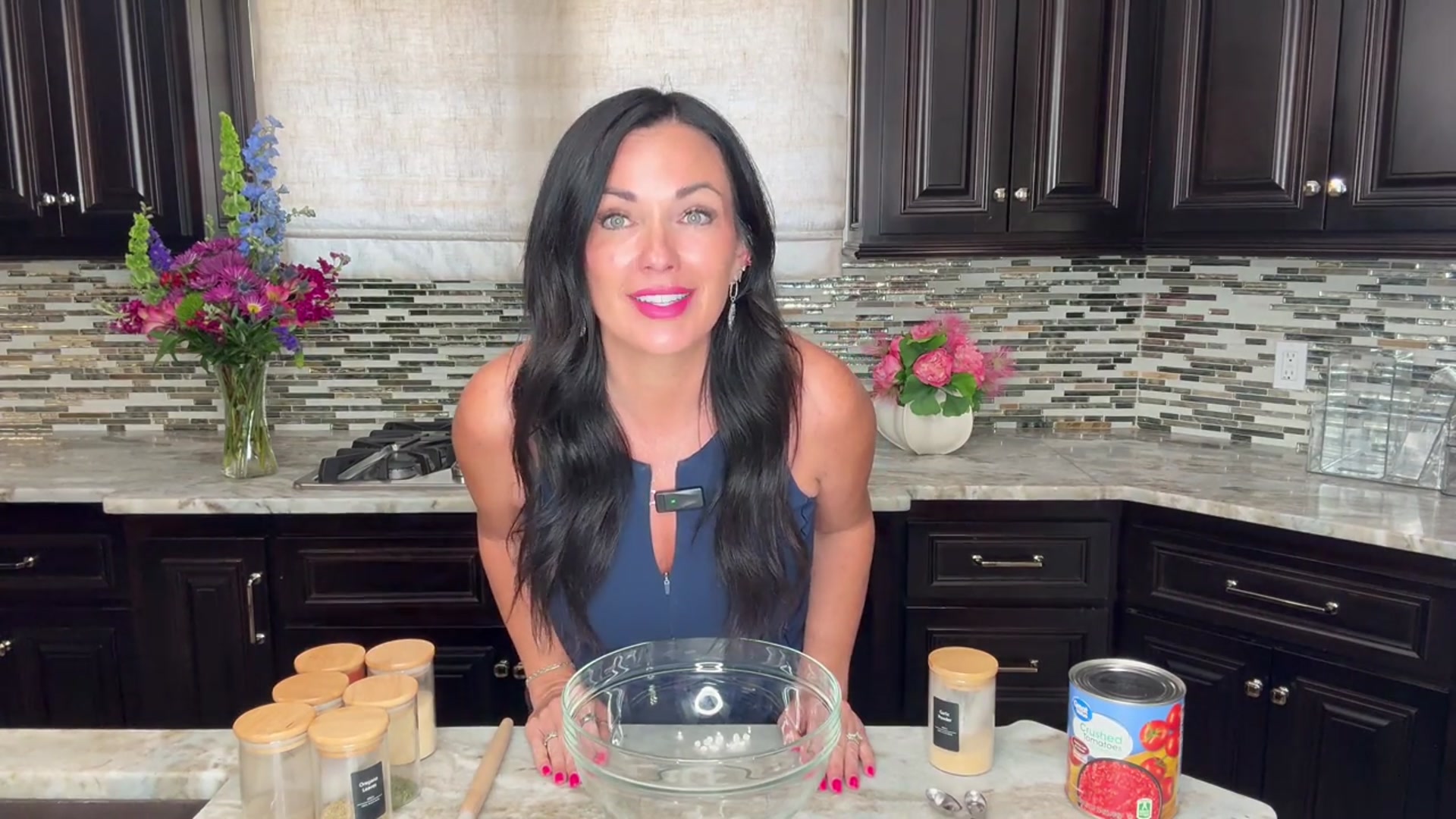 Video thumbnail for How to Make Perfect Pizza Sauce Fast(720P HD)