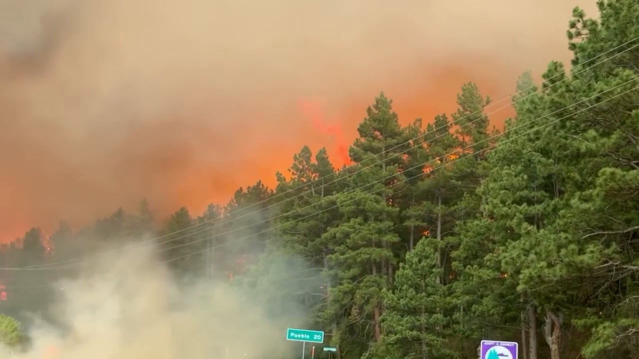 Video thumbnail for US: Colorado firefighters continue battling Aspen Acres Fire.