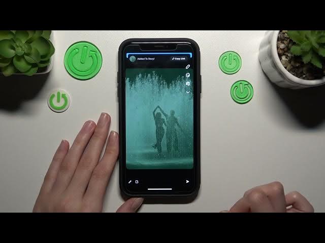 Video thumbnail for How to Create a Poll on Snapchat