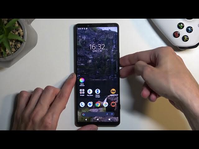 Video thumbnail for How to Take a Screenshot on Sony Xperia 1 V - Capture the Screen