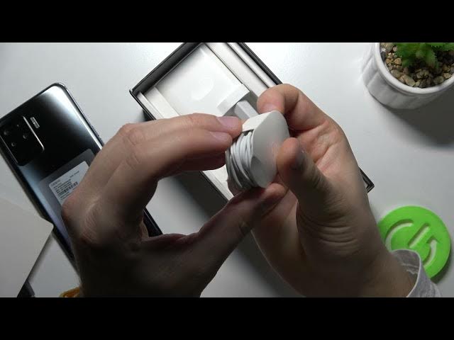 Video thumbnail for Does the OPPO Reno 5 Lite Box Set include Headphones? EU Distribution