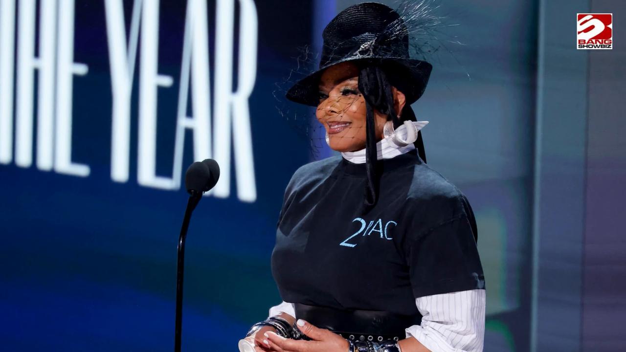Video thumbnail for Teyana Taylor cries as she's honoured by Janet Jackson at BET Awards