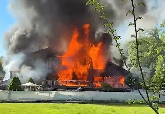 Video thumbnail for Person hospitalized with burns after Bergen County house fire